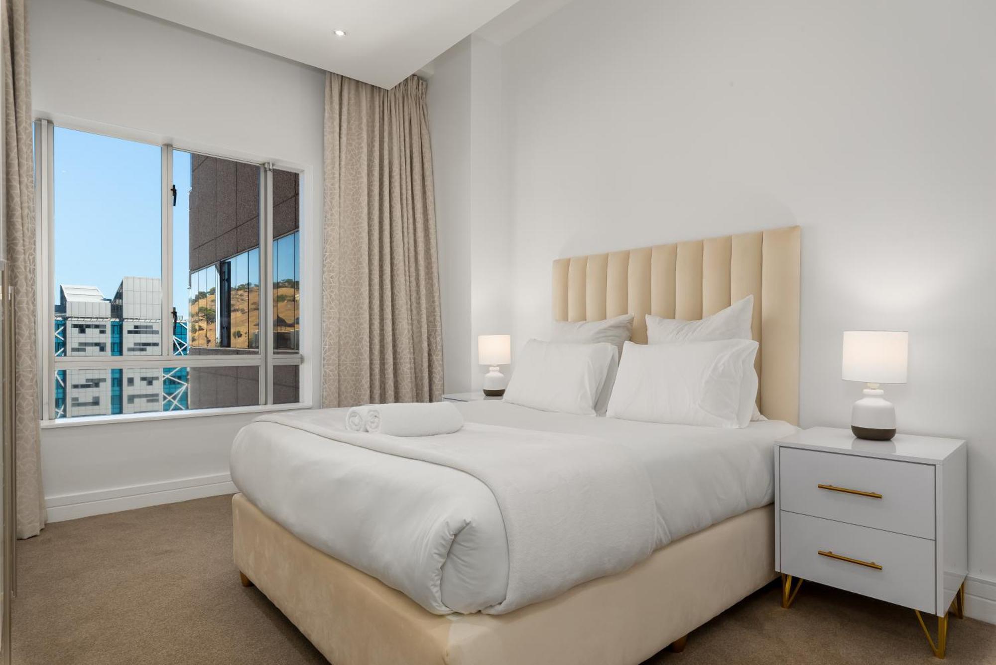 The Pullman Luxury Apartments * Cape Town