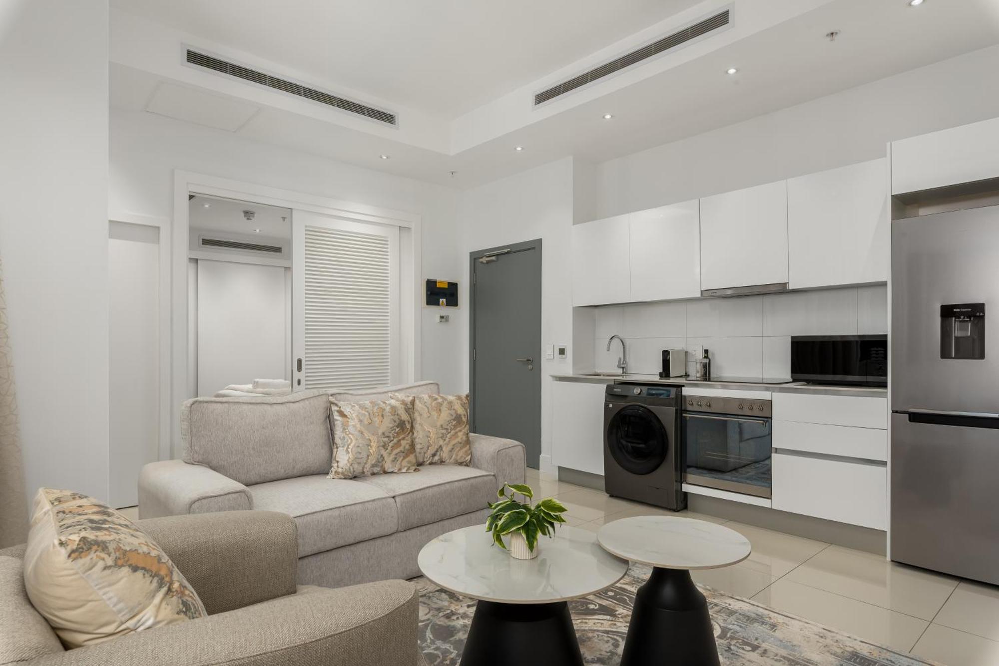 The Pullman Luxury Apartments Apartment *