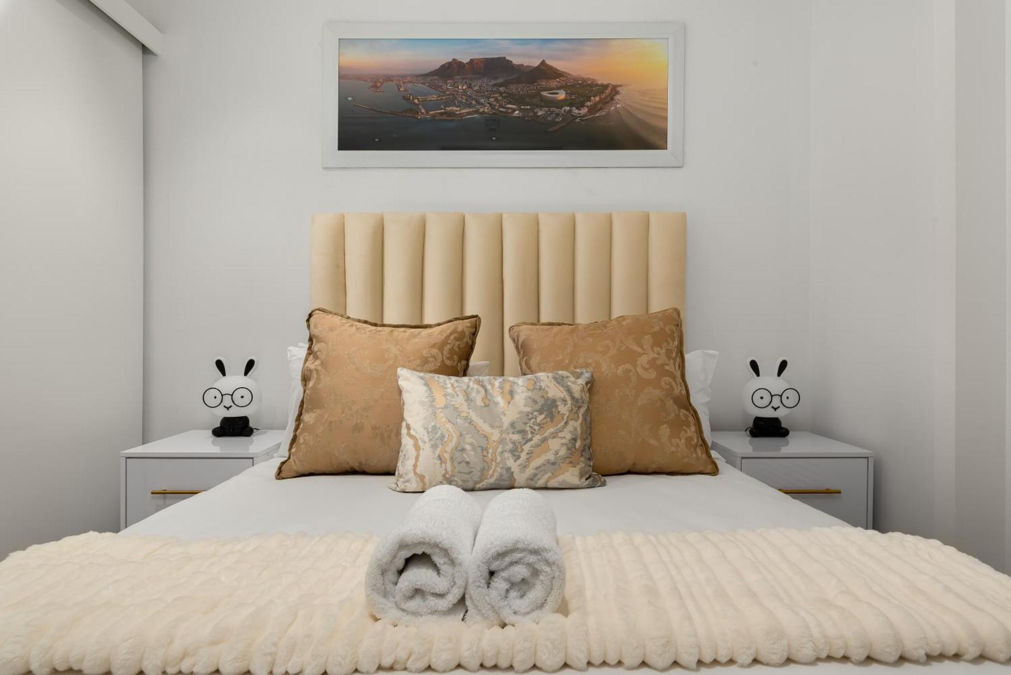 The Pullman Luxury Apartments Apartment Cape Town