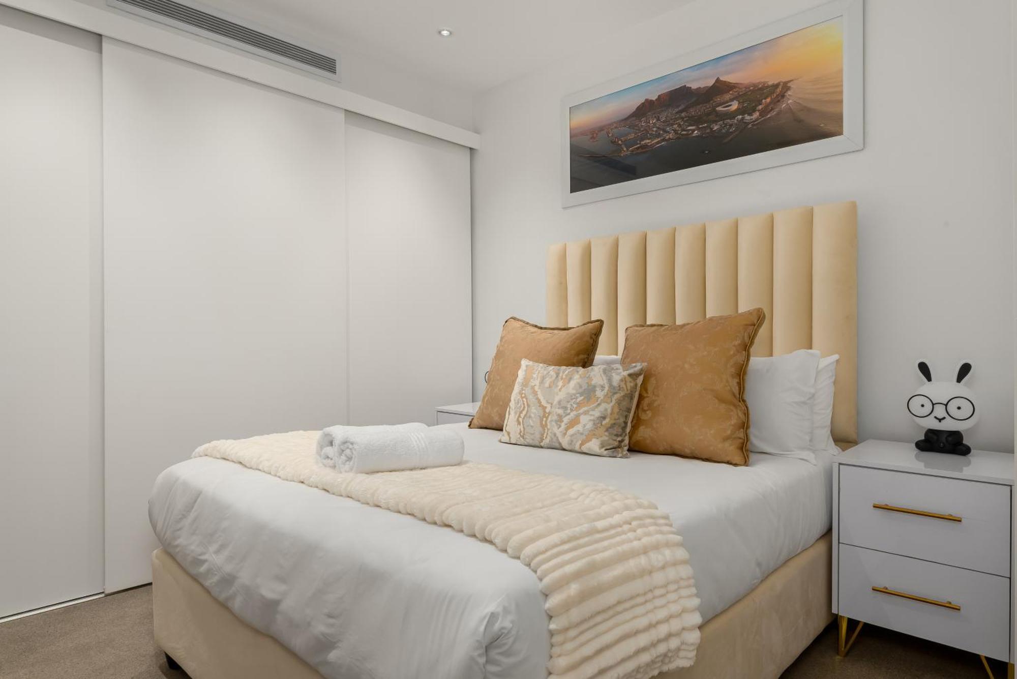 The Pullman Luxury Apartments * Cape Town