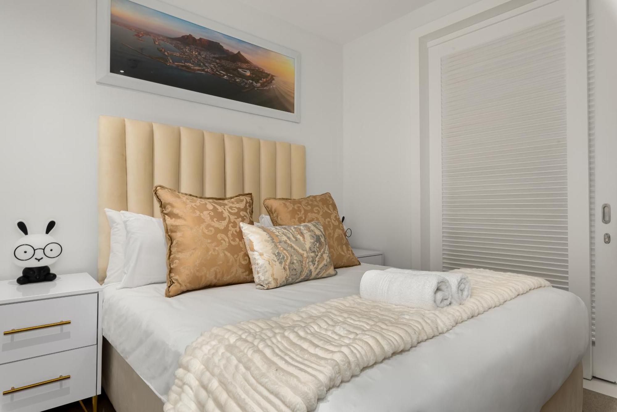 The Pullman Luxury Apartments